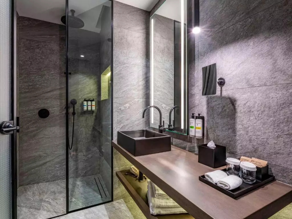 Pullman Tbilisi Axis Towers